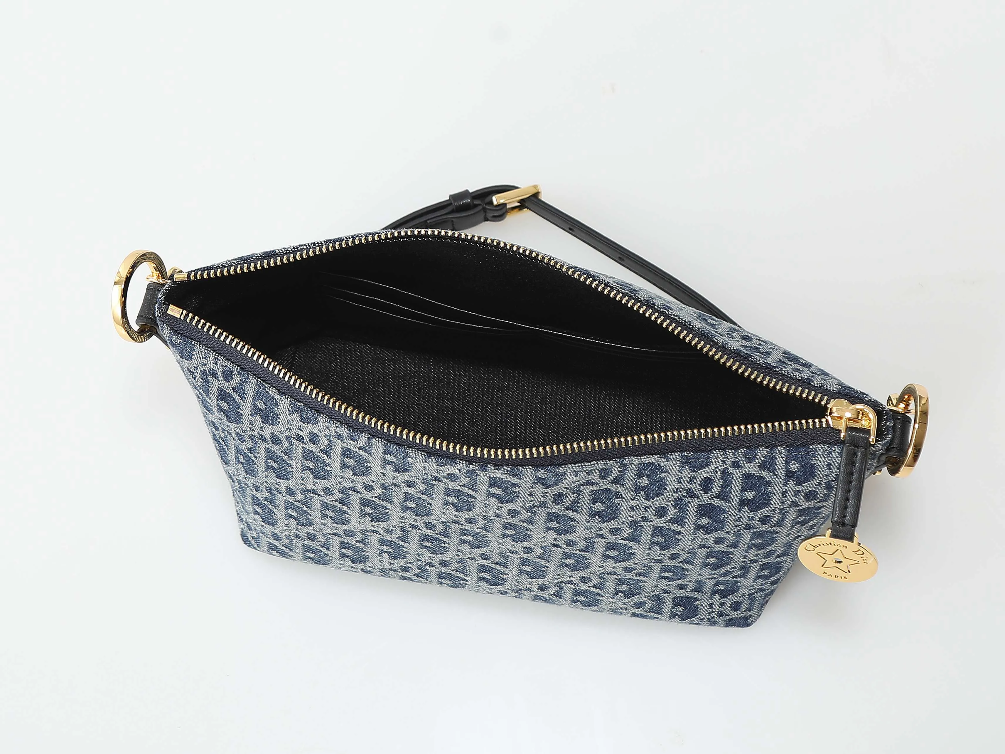 All Categories Official Website "Brand Women's Bags" Women's Bags 💙 DIOR 2026 New DIOR Crossbody Bag