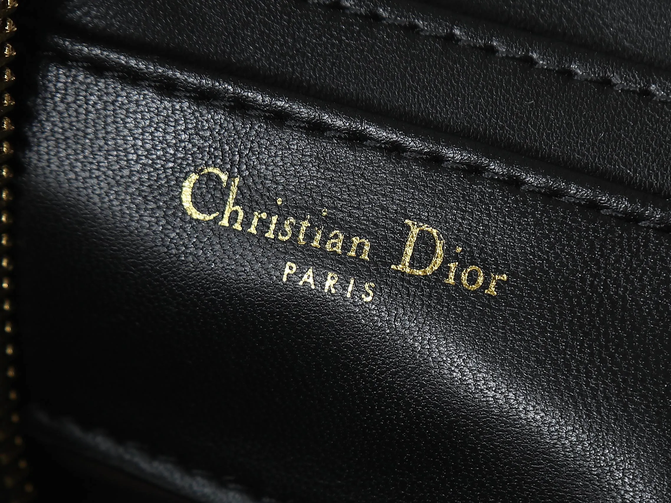 All Categories Official Website "Brand Women's Bags" Women's Bags 💙 DIOR 2026 New DIOR Crossbody Bag