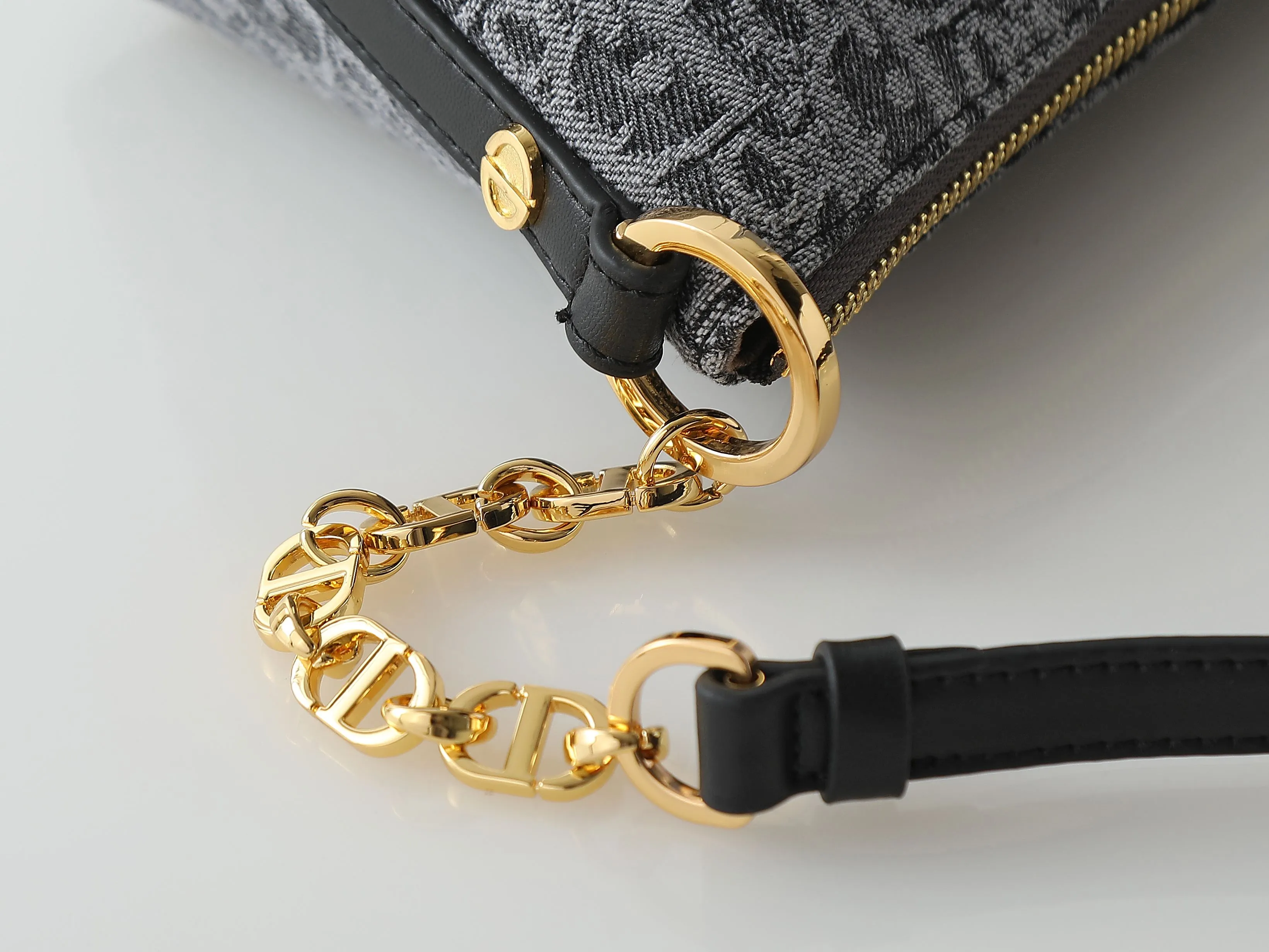 All Categories Official Website "Brand Women's Bags" Women's Bags 💙 DIOR 2026 New DIOR Crossbody Bag