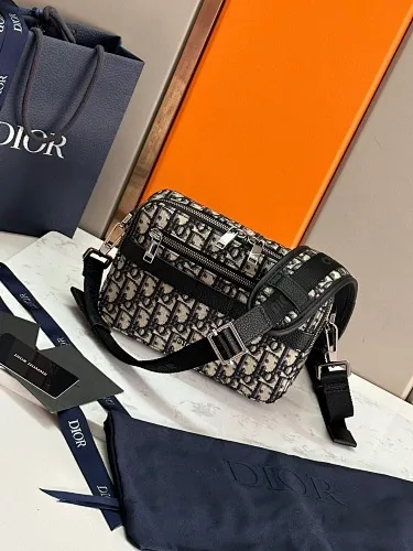 All Categories Official Website "Brand Women's Bags" Women's Bags 💙 DIOR 2025 New DIOR Crossbody Bag