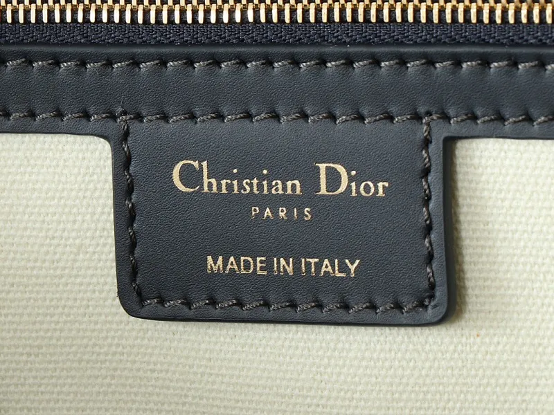 All Categories Official Website "Brand Women's Bags" Women's Bags 💙 DIOR 2025 New DIOR Crossbody Bag