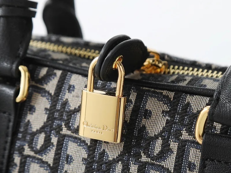 All Categories Official Website "Brand Women's Bags" Women's Bags 💙 DIOR 2026 New DIOR Crossbody Bag