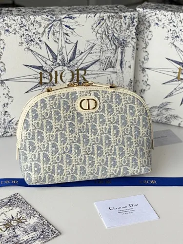 All Categories Official Website "Brand Women's Bags" Women's Bags 💙 DIOR 2025 New Dior Cosmetic Bag