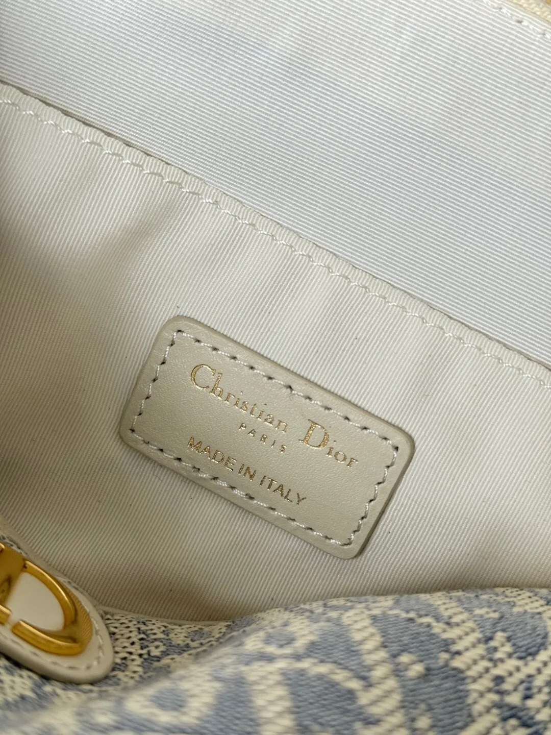 All Categories Official Website "Brand Women's Bags" Women's Bags 💙 DIOR 2025 New Dior Cosmetic Bag