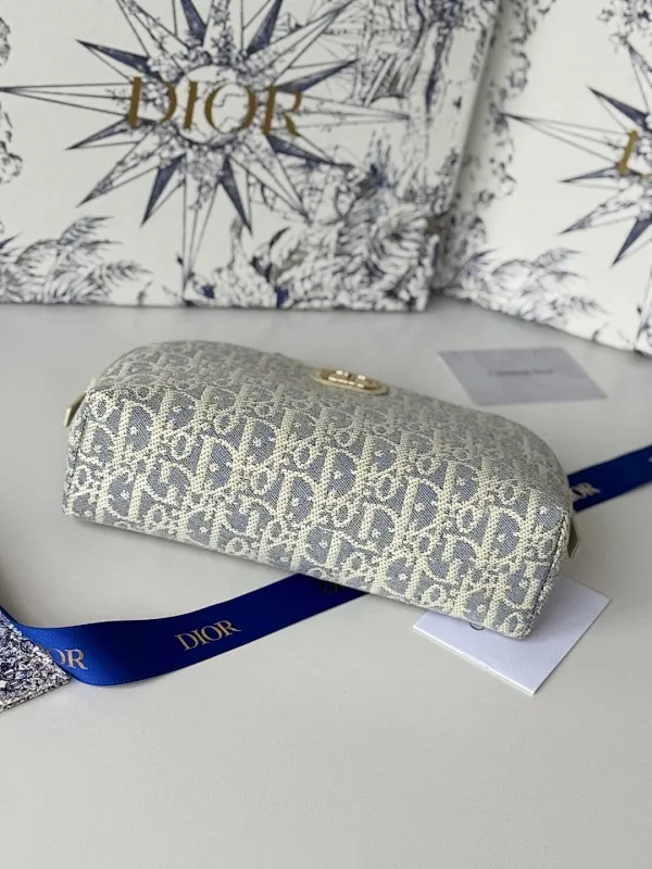 All Categories Official Website "Brand Women's Bags" Women's Bags 💙 DIOR 2025 New Dior Cosmetic Bag