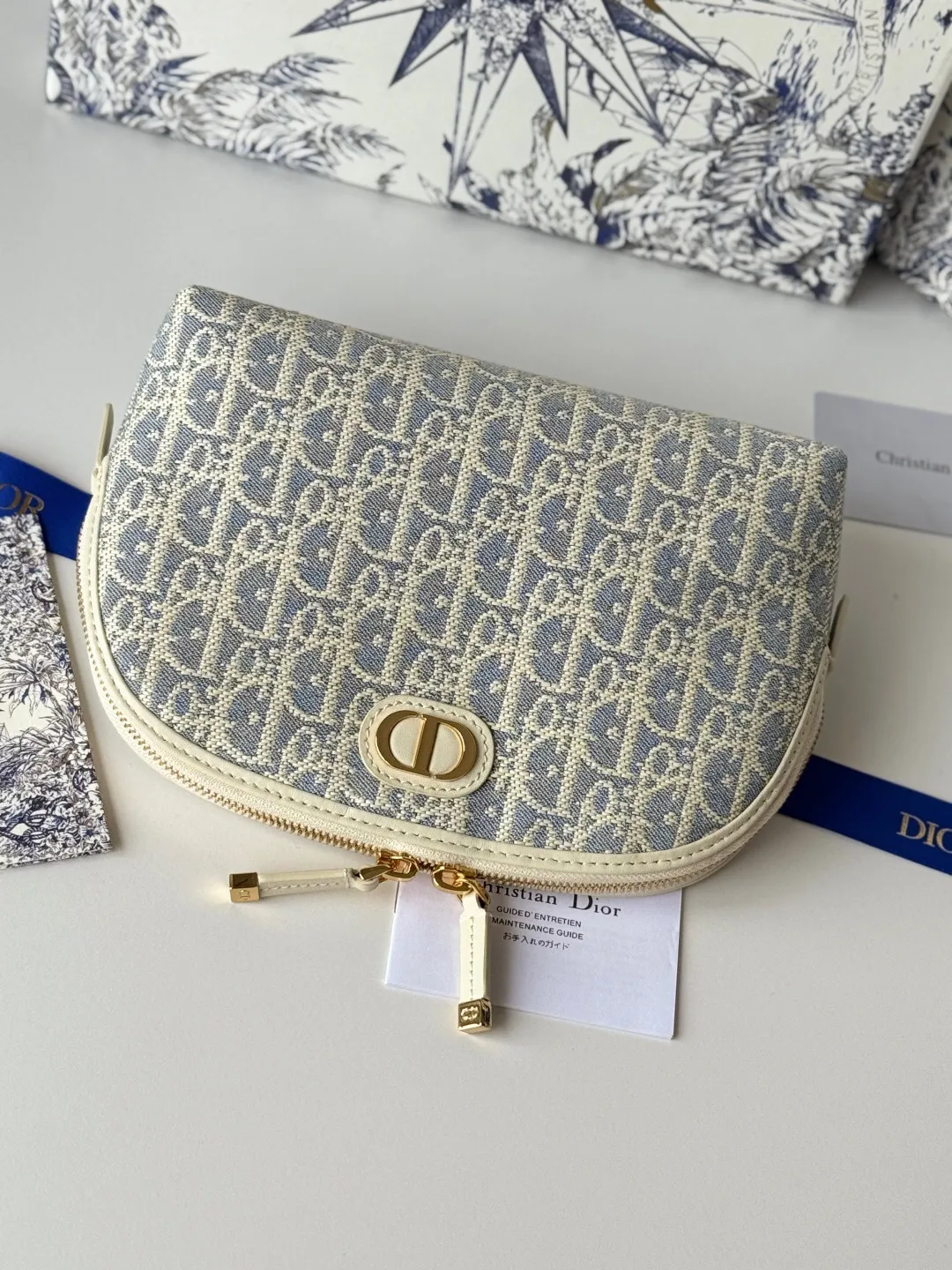 All Categories Official Website "Brand Women's Bags" Women's Bags 💙 DIOR 2025 New Dior Cosmetic Bag