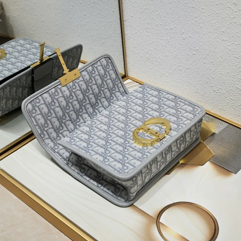All Categories Official Website "Brand Women's Bags" Women's Bags 💙 DIOR 2025 New DIOR Crossbody Bag
