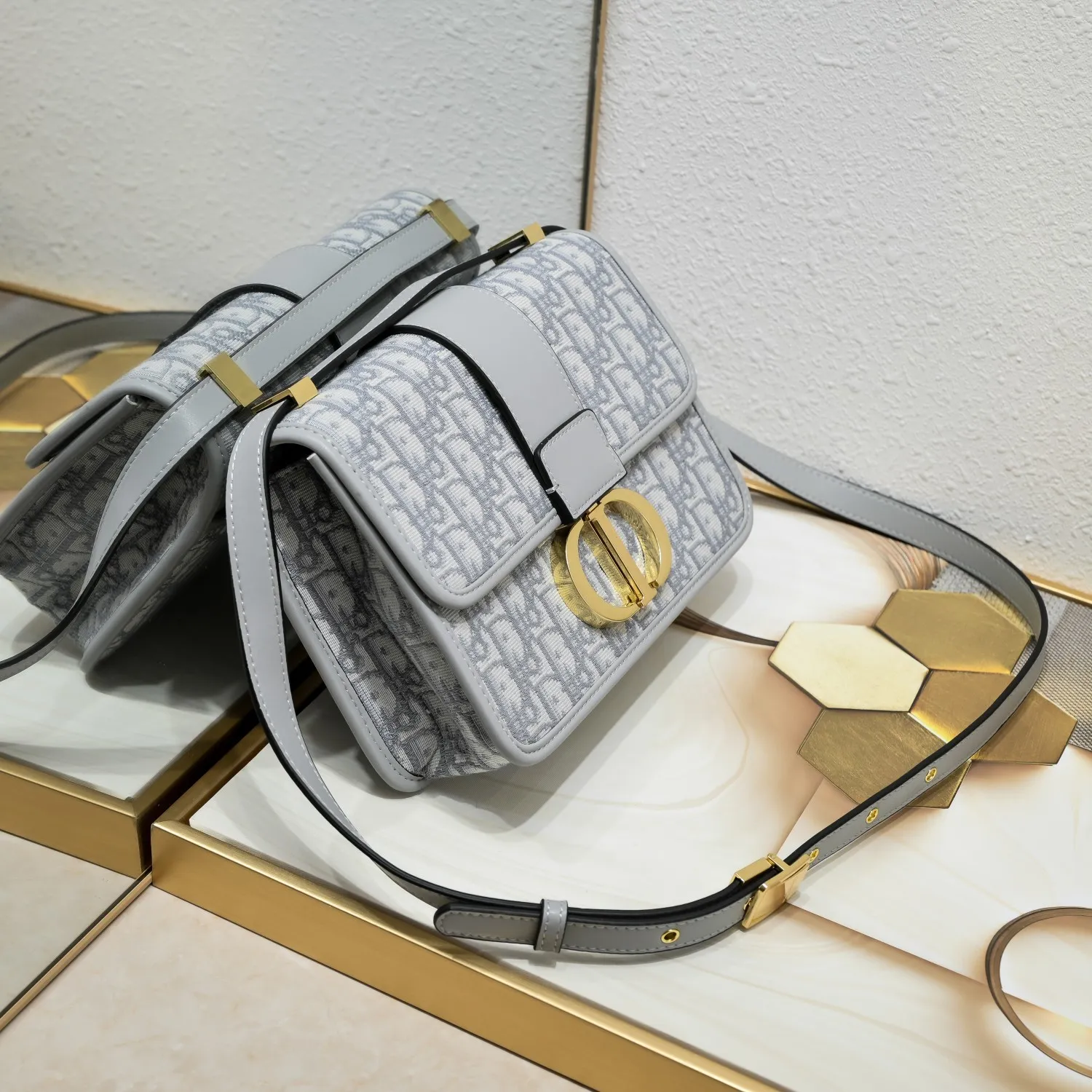 All Categories Official Website "Brand Women's Bags" Women's Bags 💙 DIOR 2025 New DIOR Crossbody Bag