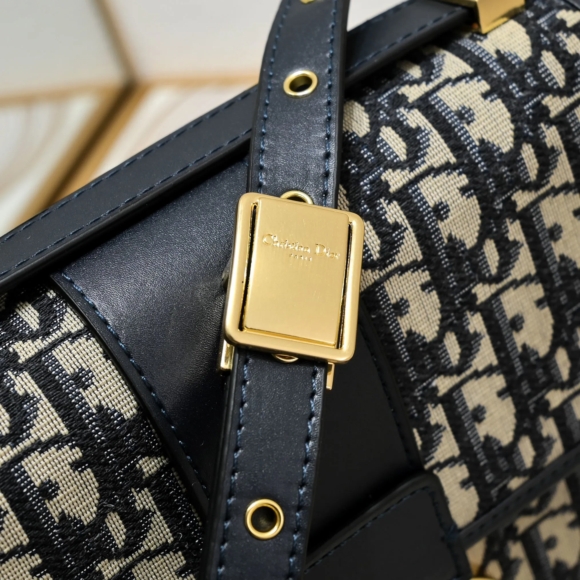 All Categories Official Website "Brand Women's Bags" Women's Bags 💙 DIOR 2025 New DIOR Crossbody Bag