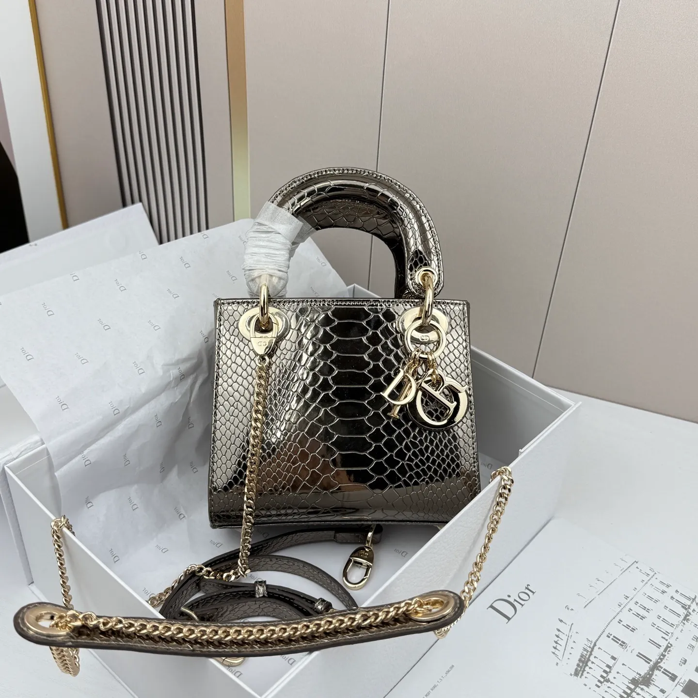 All Categories Official Website "Brand Women's Bags" Women's Bags 💙 DIOR 2026 New DIOR Crossbody Bag