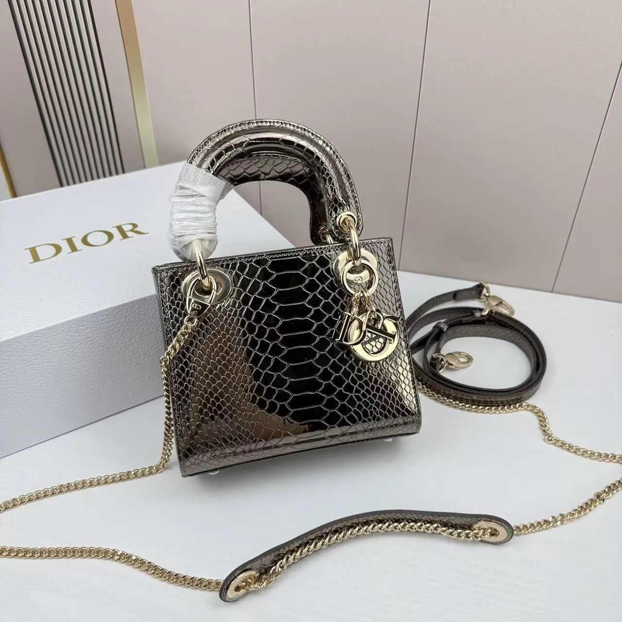 All Categories Official Website "Brand Women's Bags" Women's Bags 💙 DIOR 2026 New DIOR Crossbody Bag