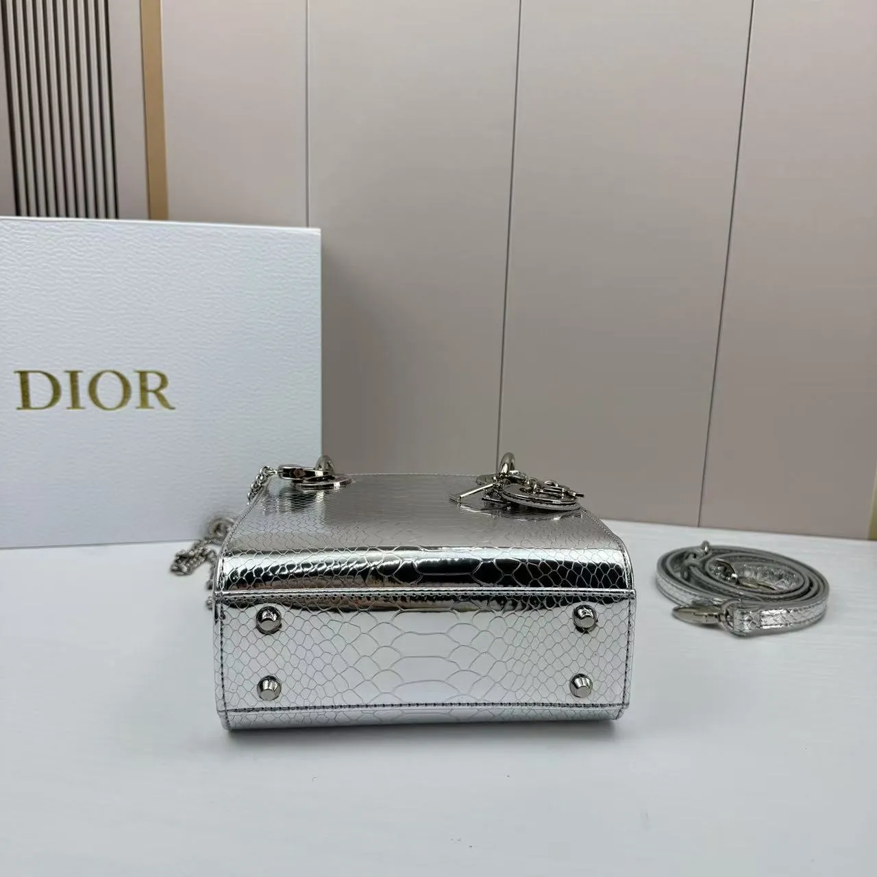 All Categories Official Website "Brand Women's Bags" Women's Bags 💙 DIOR 2026 New DIOR Crossbody Bag