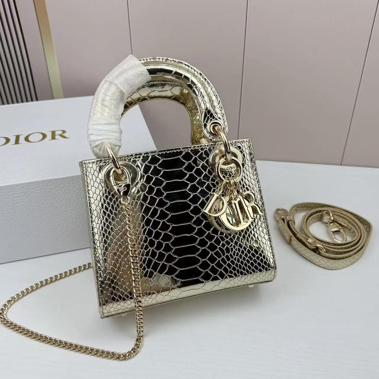 All Categories Official Website "Brand Women's Bags" Women's Bags 💙 DIOR 2026 New DIOR Crossbody Bag