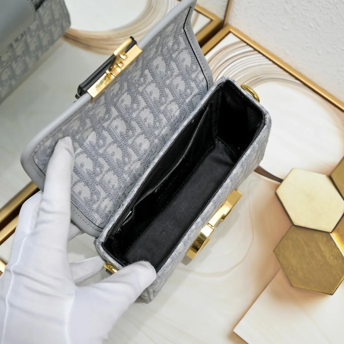 All Categories Official Website "Brand Women's Bags" Women's Bags 💙 DIOR 2025 New DIOR Crossbody Bag