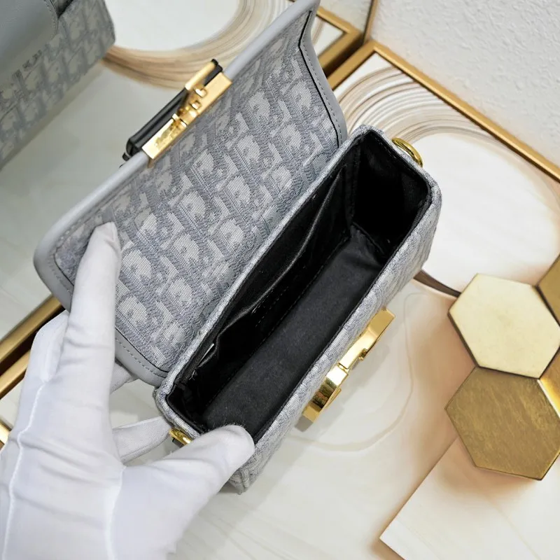 All Categories Official Website "Brand Women's Bags" Women's Bags 💙 DIOR 2025 New DIOR Crossbody Bag