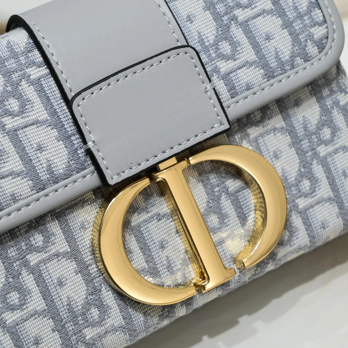 All Categories Official Website "Brand Women's Bags" Women's Bags 💙 DIOR 2025 New DIOR Crossbody Bag