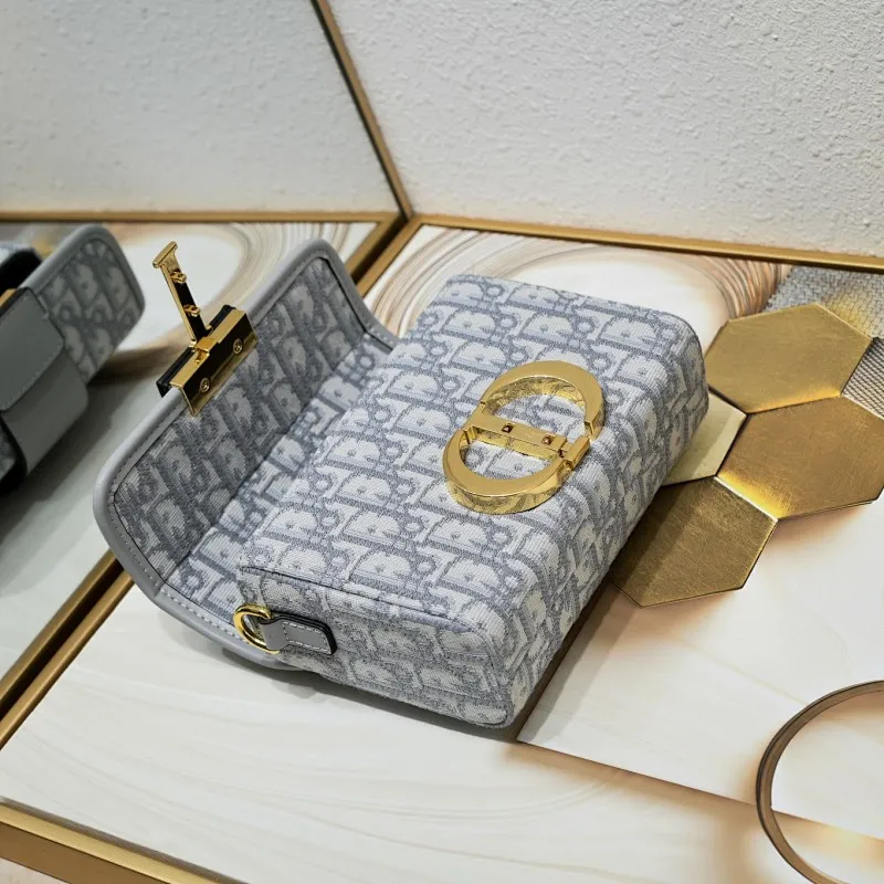 All Categories Official Website "Brand Women's Bags" Women's Bags 💙 DIOR 2025 New DIOR Crossbody Bag