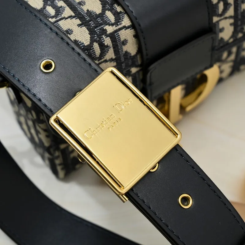 All Categories Official Website "Brand Women's Bags" Women's Bags 💙 DIOR 2025 New DIOR Crossbody Bag