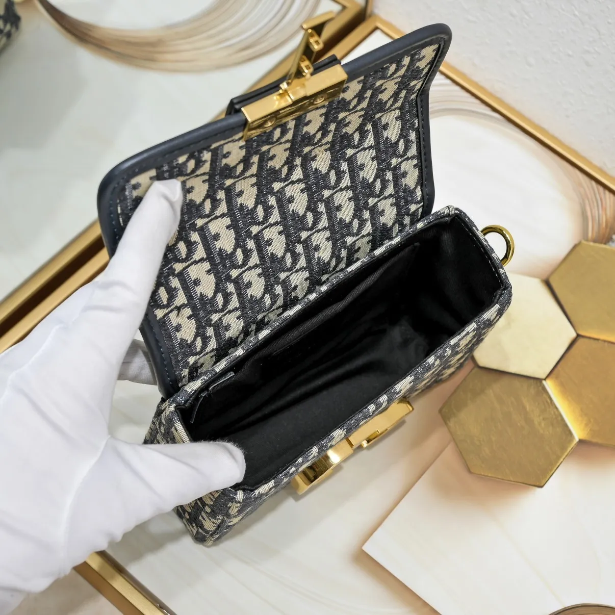All Categories Official Website "Brand Women's Bags" Women's Bags 💙 DIOR 2025 New DIOR Crossbody Bag