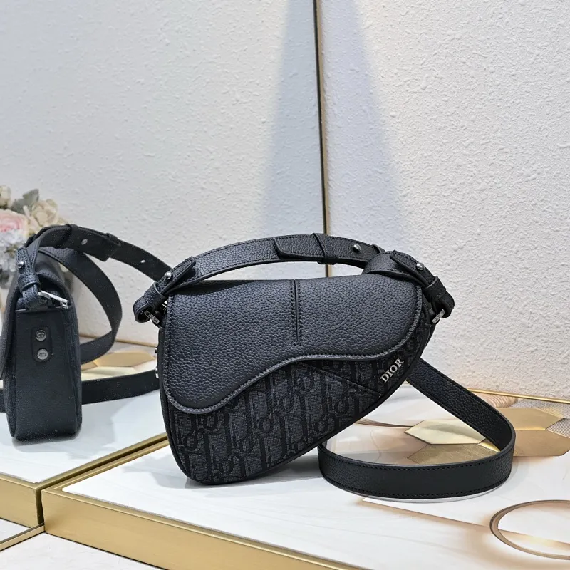 All Categories Official Website "Brand Women's Bags" Women's Bags 💙 DIOR 2025 New DIOR Crossbody Bag