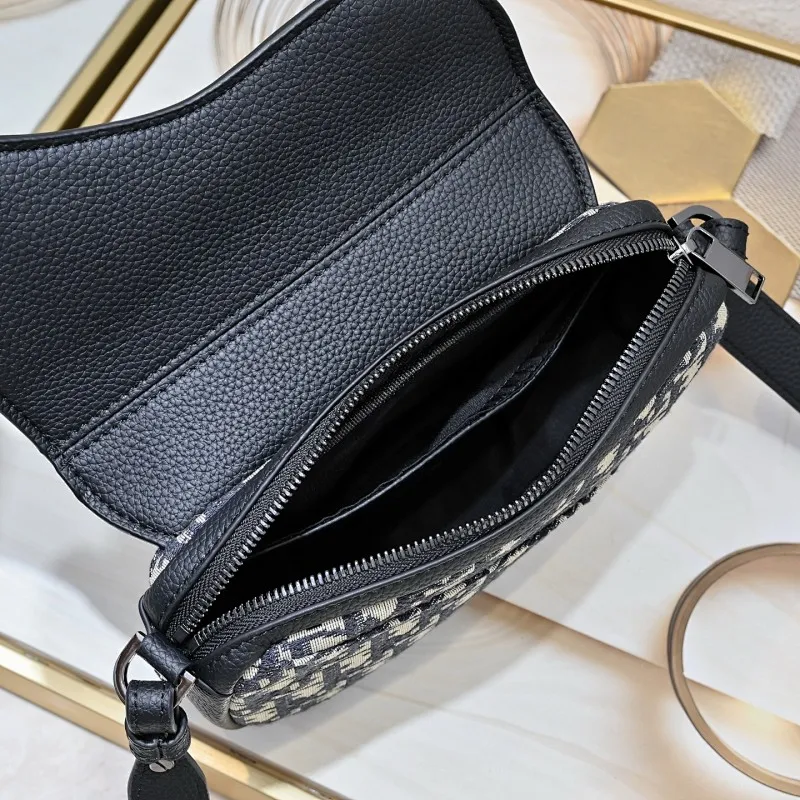 All Categories Official Website "Brand Women's Bags" Women's Bags 💙 DIOR 2025 New DIOR Crossbody Bag