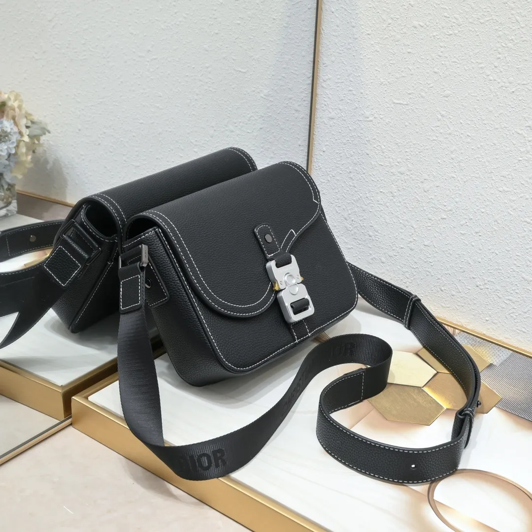 All Categories Official Website "Brand Women's Bags" Women's Bags 💙 DIOR 2025 New DIOR Crossbody Bag