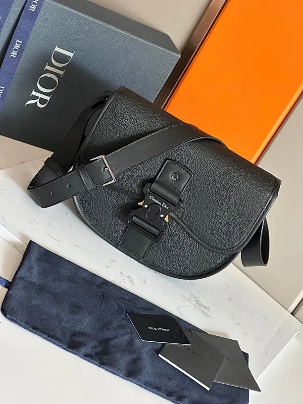 All Categories Official Website "Brand Women's Bags" Women's Bags 💙 DIOR 2025 New DIOR Crossbody Bag