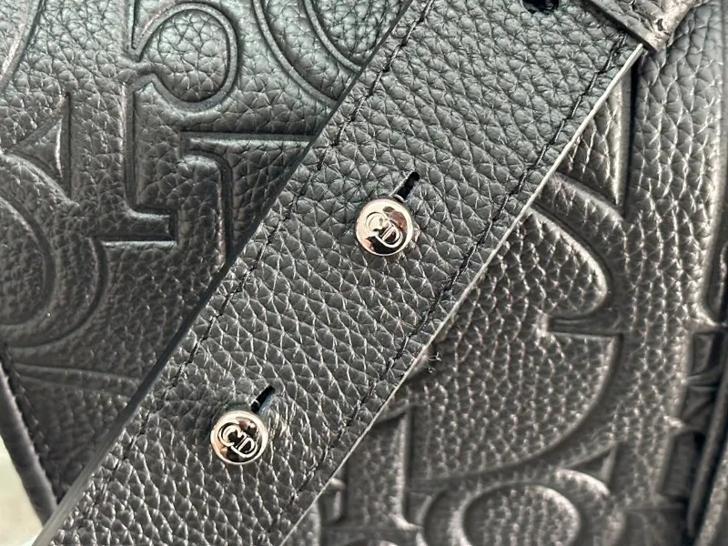 All Categories Official Website "Brand Women's Bags" Women's Bags 💙 DIOR 2025 New DIOR Crossbody Bag