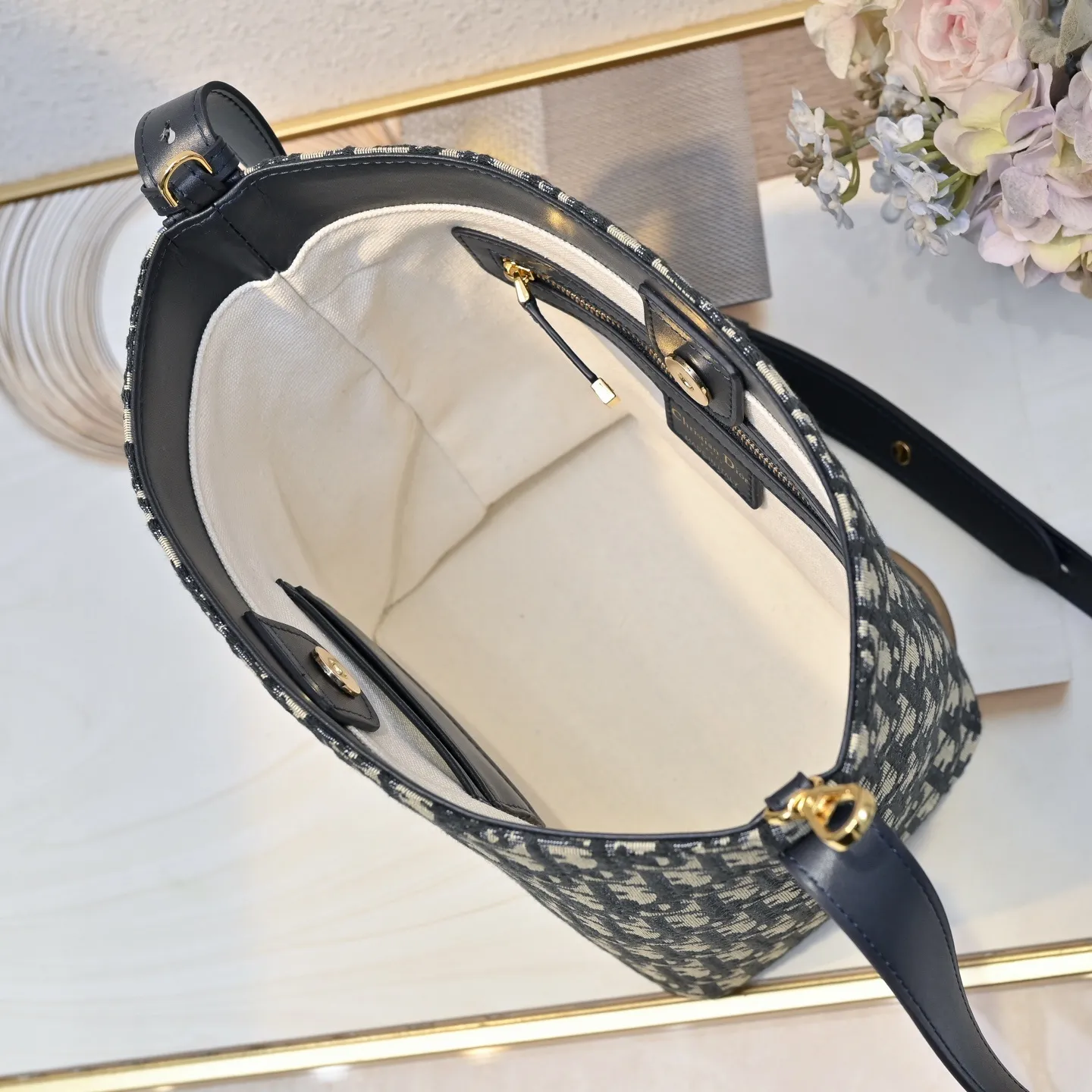 All Categories Official Website "Brand Women's Bags" Women's Bags 💙 DIOR 2025 New DIOR Crossbody Bag