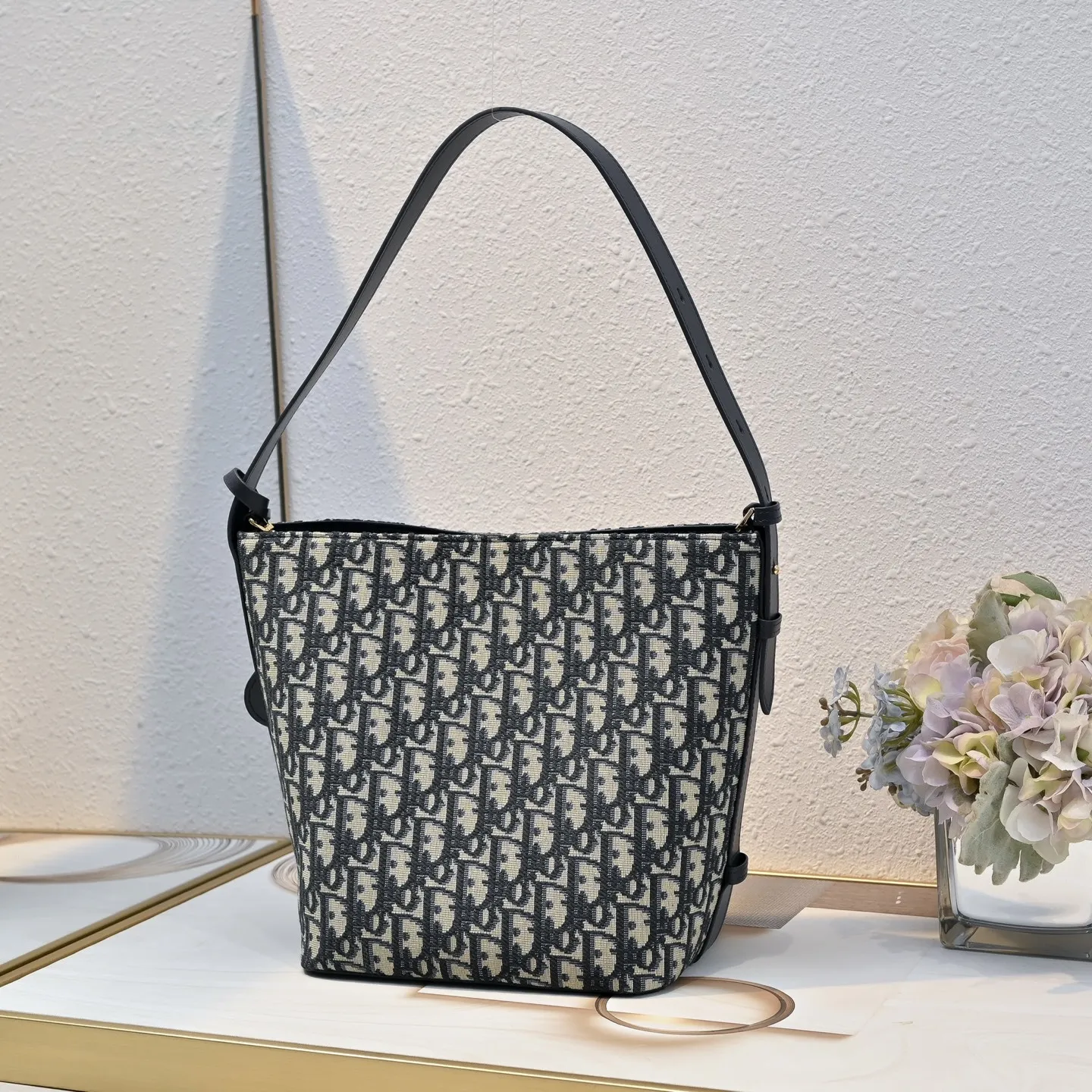 All Categories Official Website "Brand Women's Bags" Women's Bags 💙 DIOR 2025 New DIOR Crossbody Bag