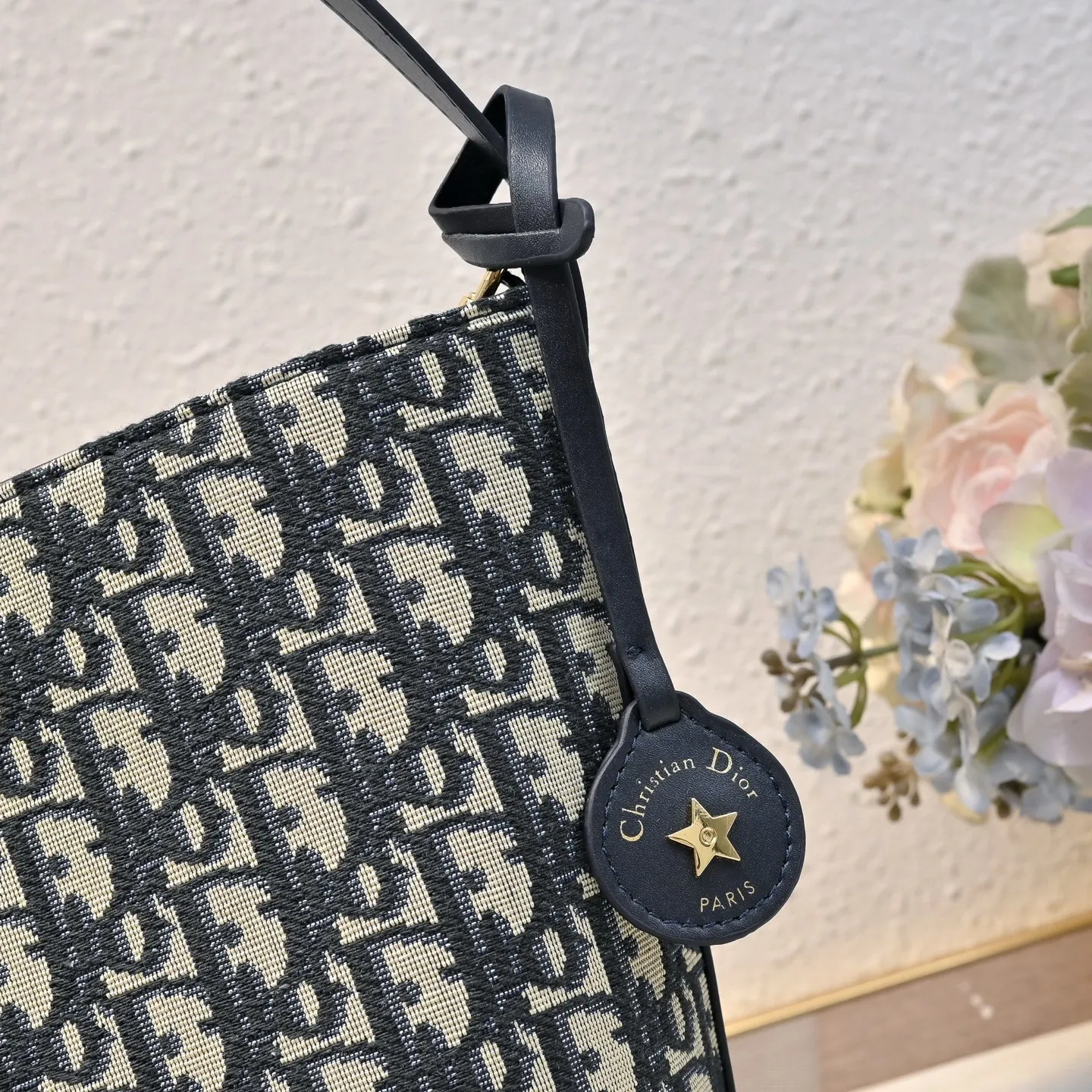 All Categories Official Website "Brand Women's Bags" Women's Bags 💙 DIOR 2025 New DIOR Crossbody Bag