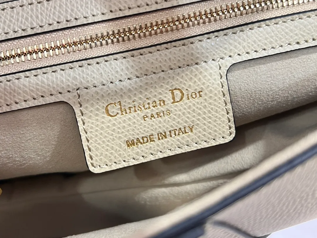 All Categories Official Website "Brand Women's Bags" Women's Bags 💙 DIOR 2026 New DIOR Crossbody Bag