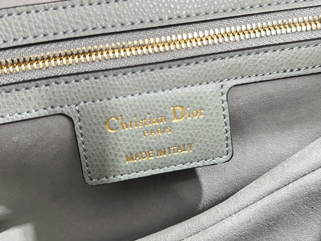 All Categories Official Website "Brand Women's Bags" Women's Bags 💙 DIOR 2026 New DIOR Crossbody Bag