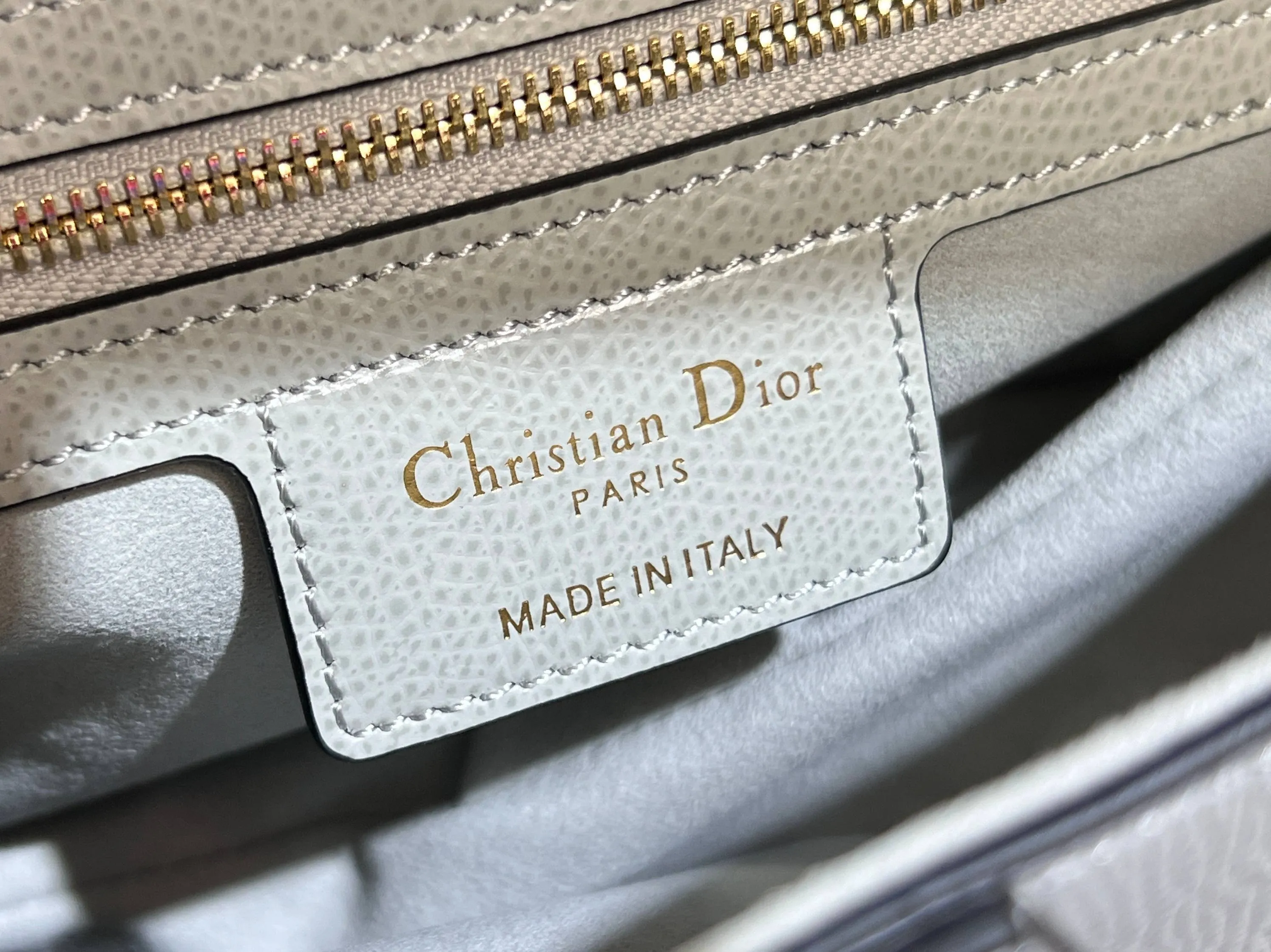 All Categories Official Website "Brand Women's Bags" Women's Bags 💙 DIOR 2026 New DIOR Crossbody Bag
