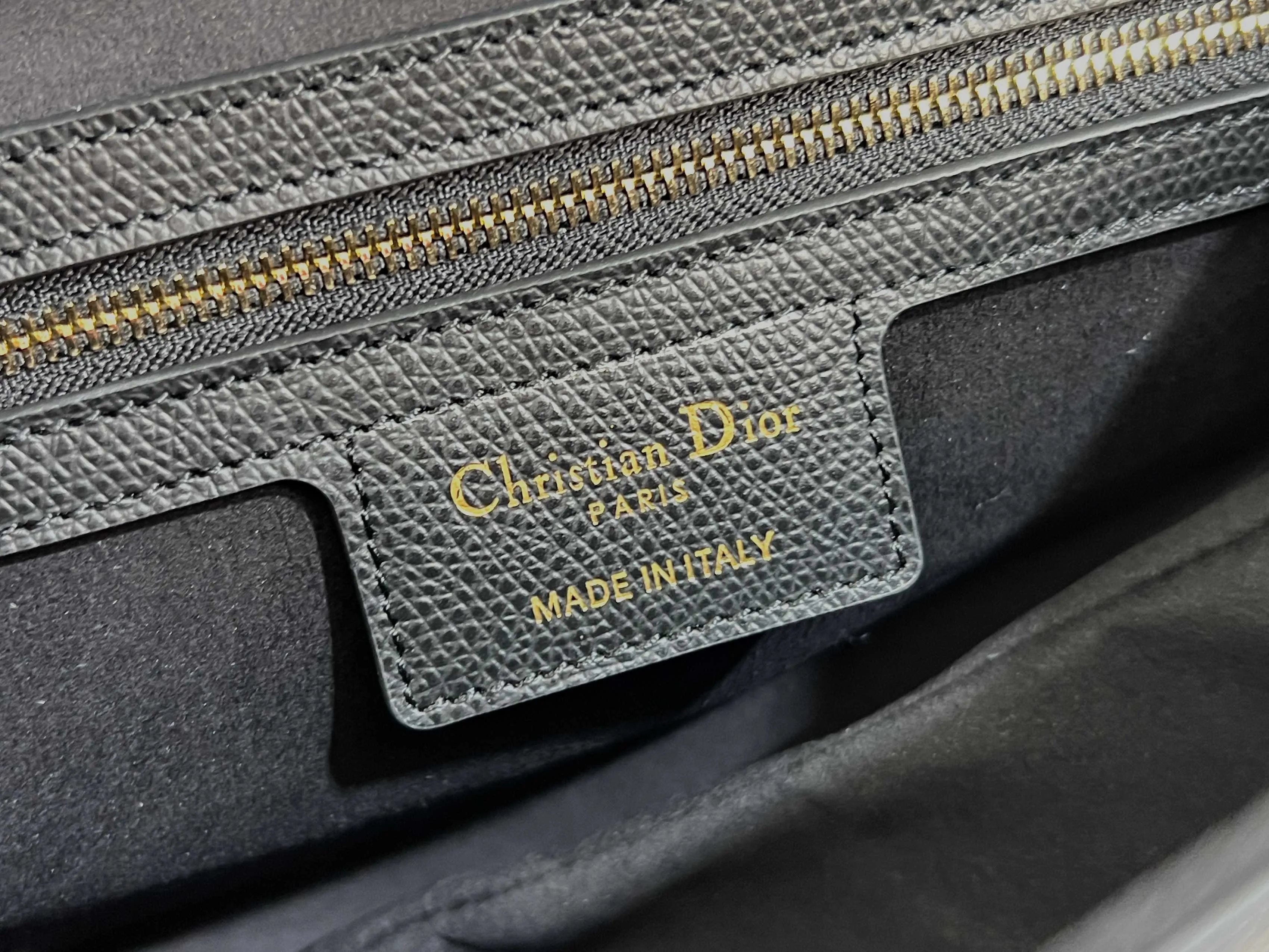 All Categories Official Website "Brand Women's Bags" Women's Bags 💙 DIOR 2026 New DIOR Crossbody Bag