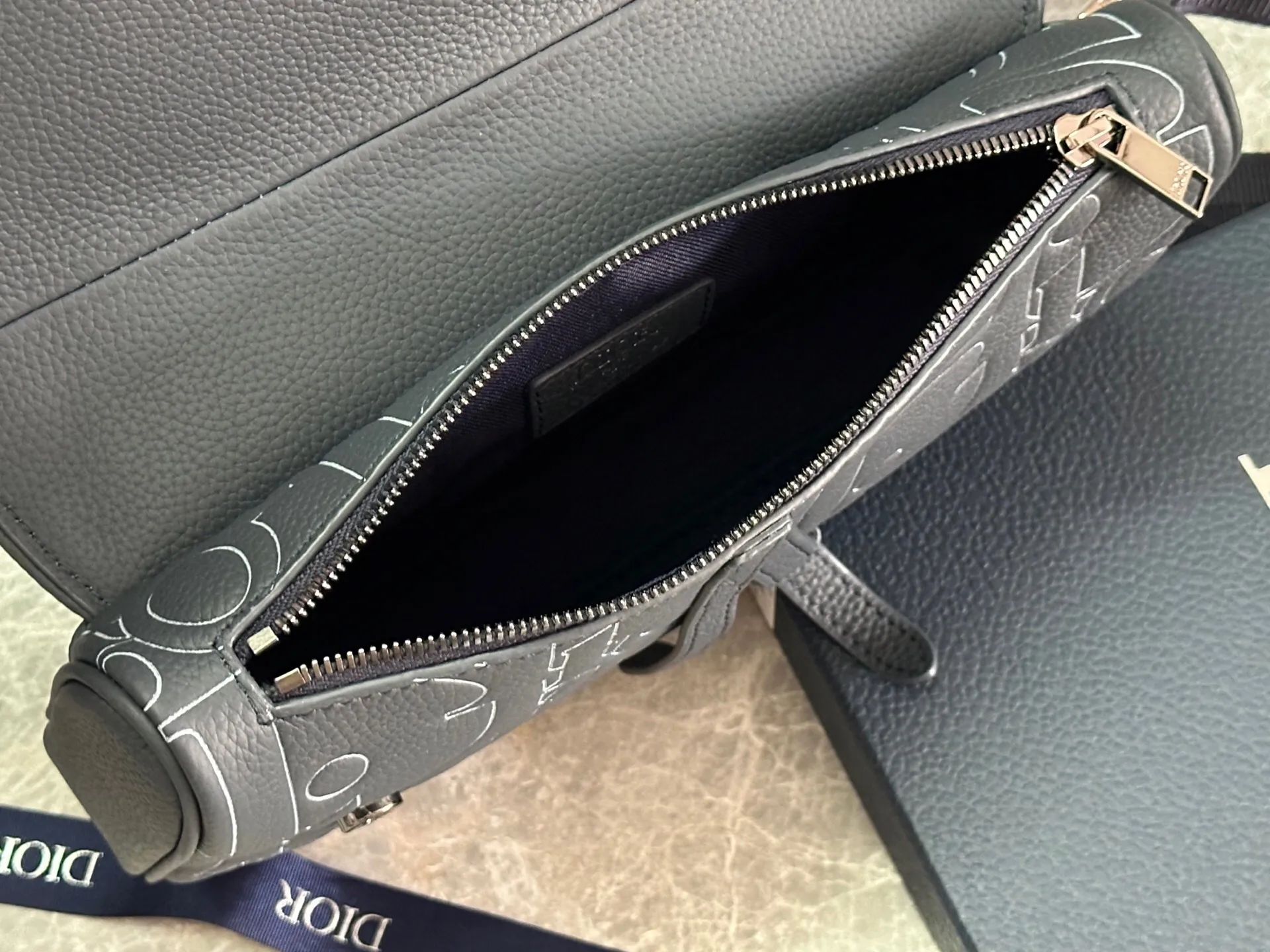 All Categories Official Website "Brand Women's Bags" Women's Bags 💙 DIOR 2025 New DIOR Crossbody Bag