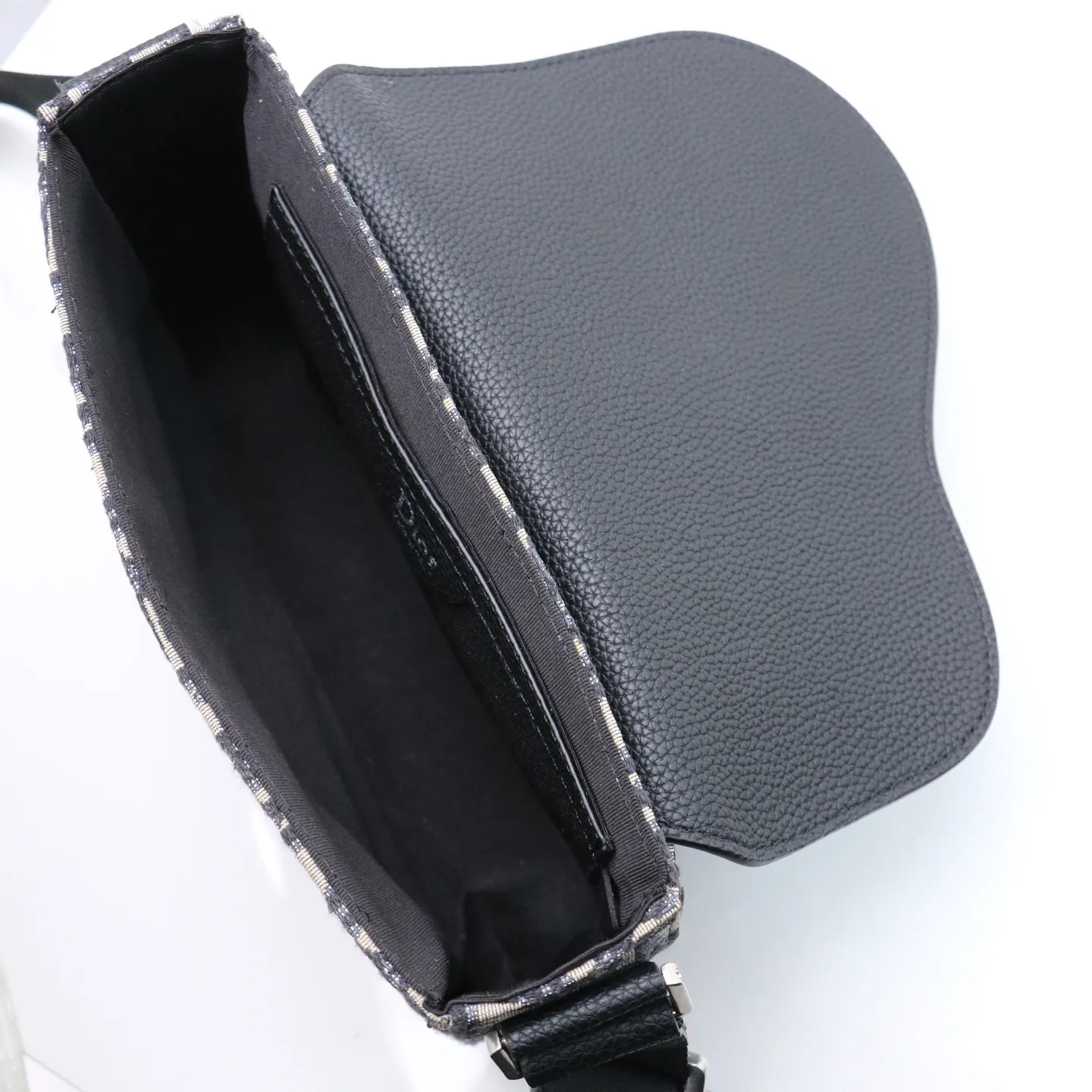 All Categories Official Website "Brand Women's Bags" Women's Bags 💙 DIOR 2026 New DIOR Crossbody Bag