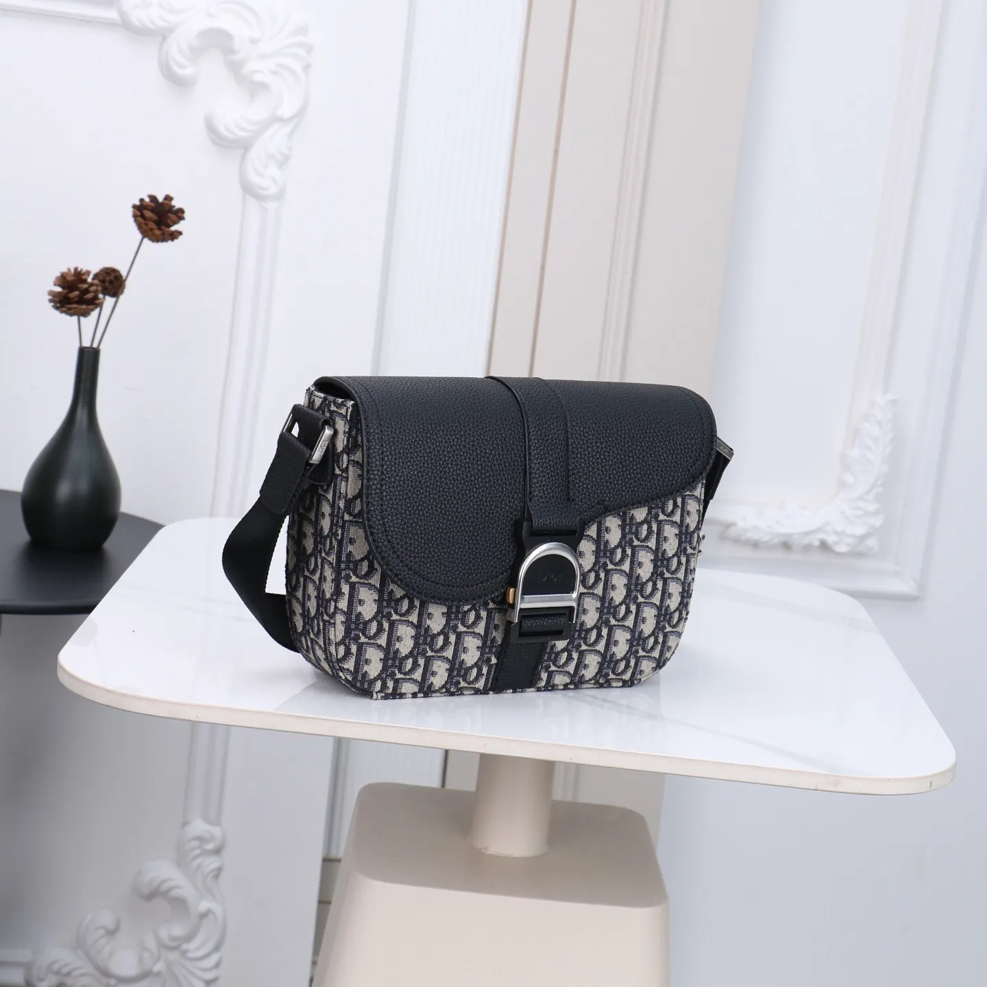 All Categories Official Website "Brand Women's Bags" Women's Bags 💙 DIOR 2026 New DIOR Crossbody Bag