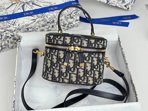 All Categories Official Website "Brand Women's Bags" Women's Bags 💙 DIOR 2025 New DIOR Crossbody Bag