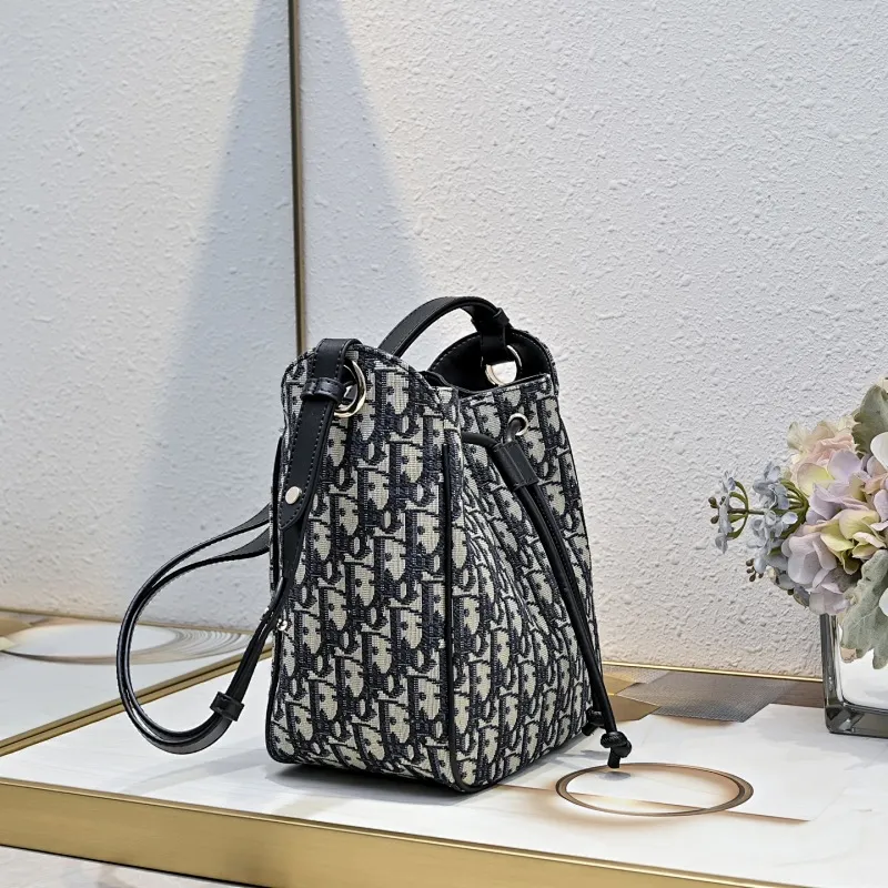 All Categories Official Website "Brand Women's Bags" Women's Bags 💙 DIOR 2025 New DIOR Crossbody Bag