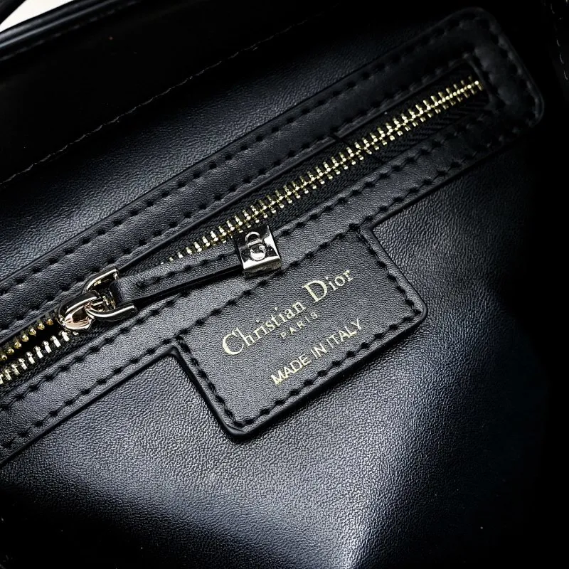 All Categories Official Website "Brand Women's Bags" Women's Bags 💙 DIOR 2025 New DIOR Crossbody Bag