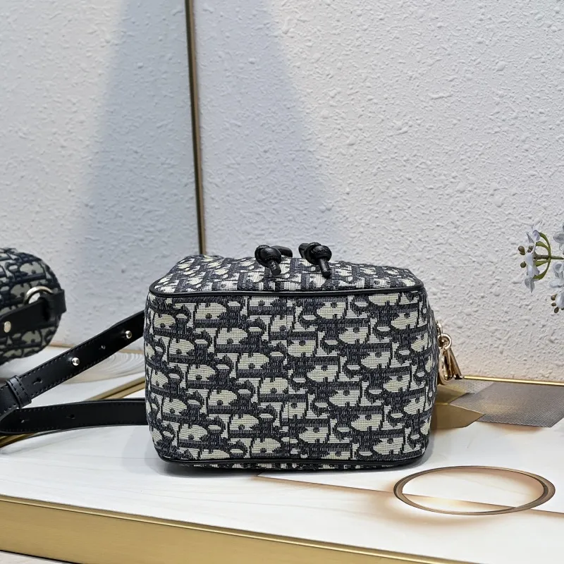 All Categories Official Website "Brand Women's Bags" Women's Bags 💙 DIOR 2025 New DIOR Crossbody Bag