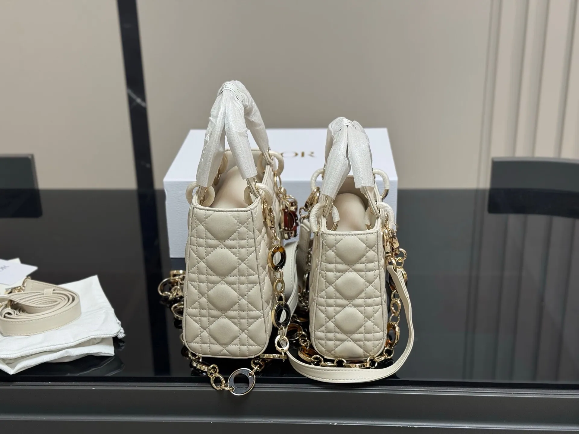All Categories Official Website "Brand Women's Bags" Women's Bags 💙 DIOR 2025 New DIOR Crossbody Bag