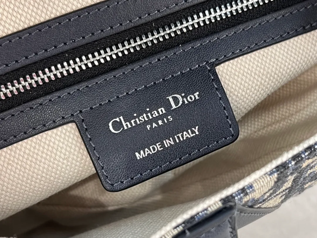 All Categories Official Website "Brand Women's Bags" Women's Bags 💙 DIOR 2026 New DIOR Crossbody Bag
