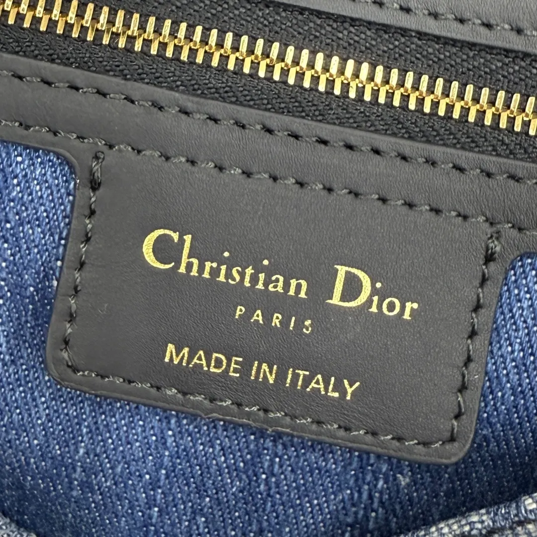 All Categories Official Website "Brand Women's Bags" Women's Bags 💙 DIOR 2026 New DIOR Crossbody Bag
