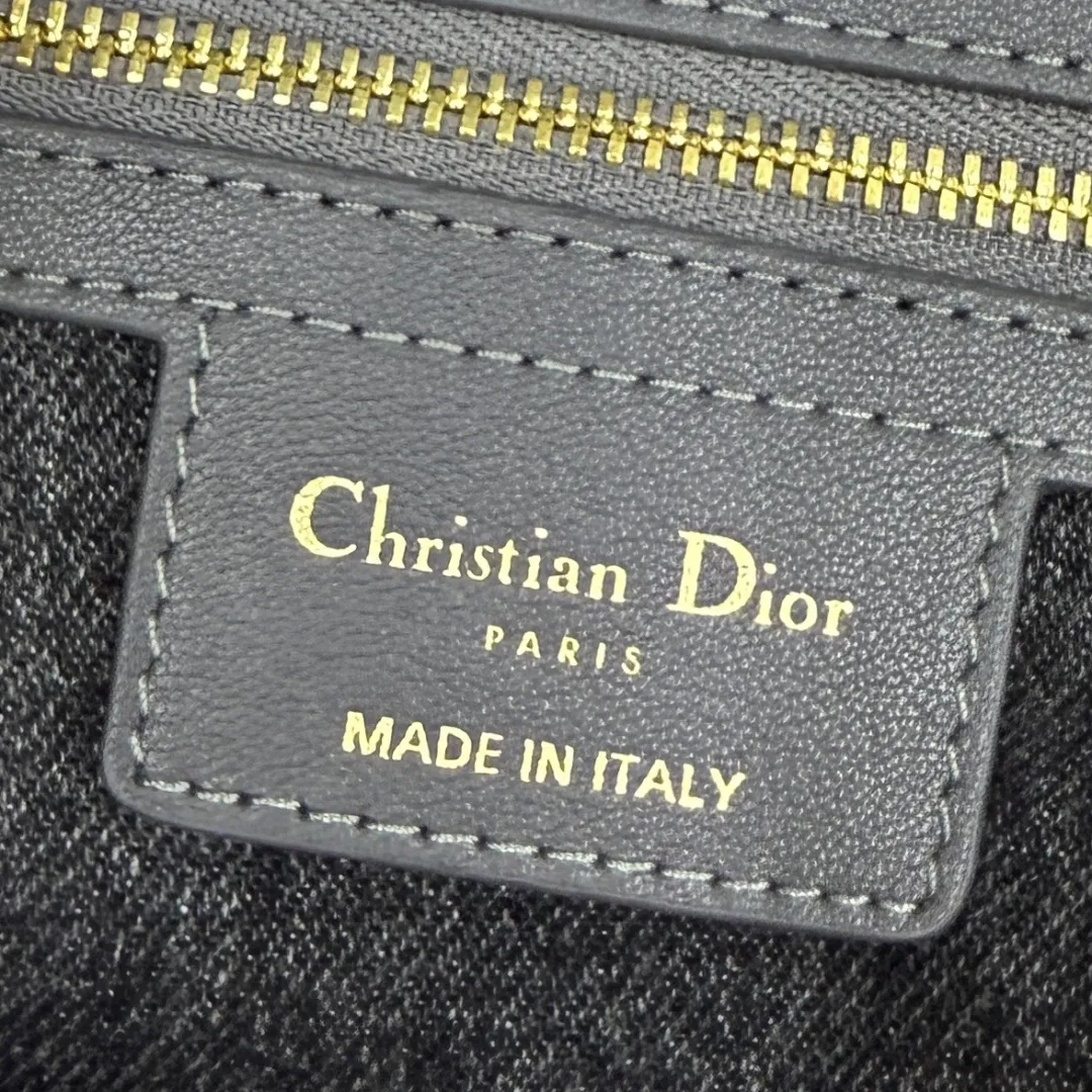 All Categories Official Website "Brand Women's Bags" Women's Bags 💙 DIOR 2026 New DIOR Crossbody Bag