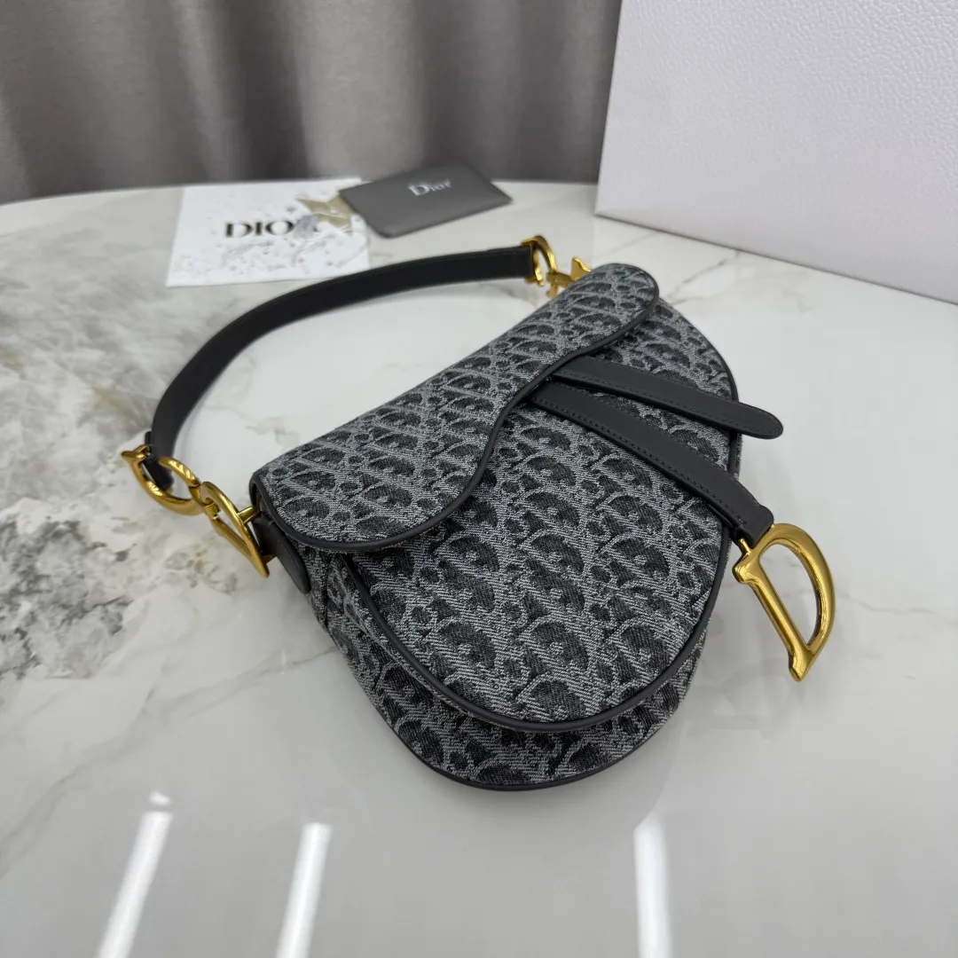 All Categories Official Website "Brand Women's Bags" Women's Bags 💙 DIOR 2026 New DIOR Crossbody Bag