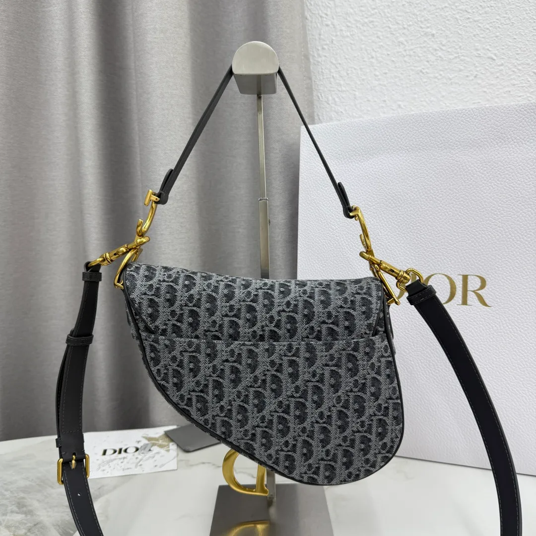 All Categories Official Website "Brand Women's Bags" Women's Bags 💙 DIOR 2026 New DIOR Crossbody Bag