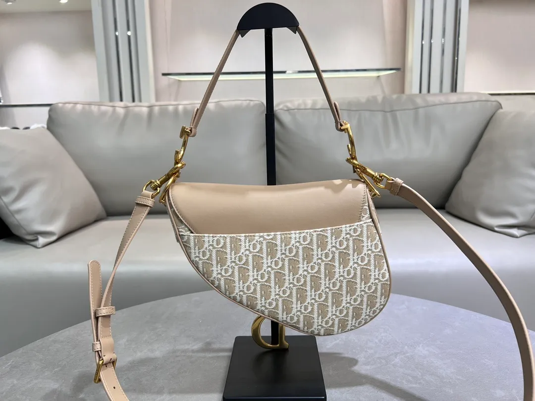 All Categories Official Website "Brand Women's Bags" Women's Bags 💙 DIOR 2026 New DIOR Crossbody Bag