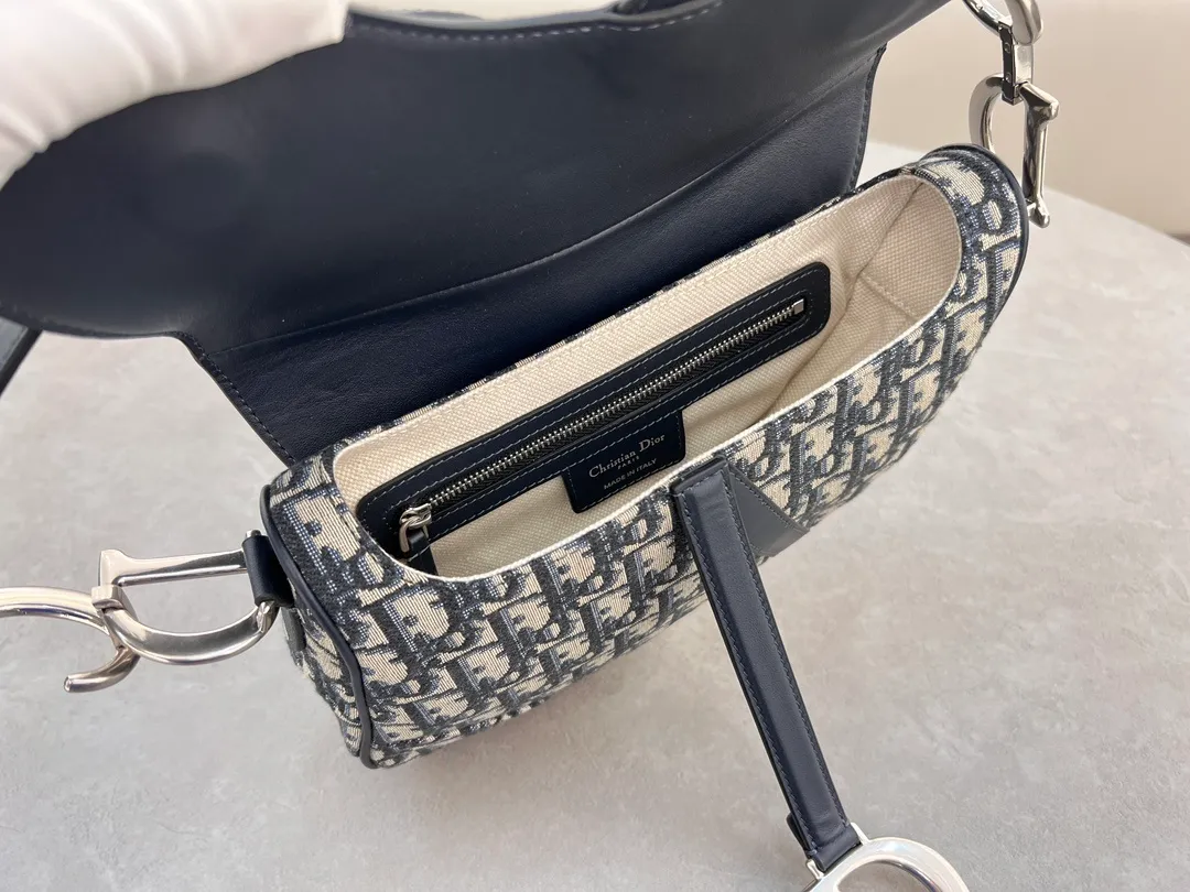 All Categories Official Website "Brand Women's Bags" Women's Bags 💙 DIOR 2026 New DIOR Crossbody Bag